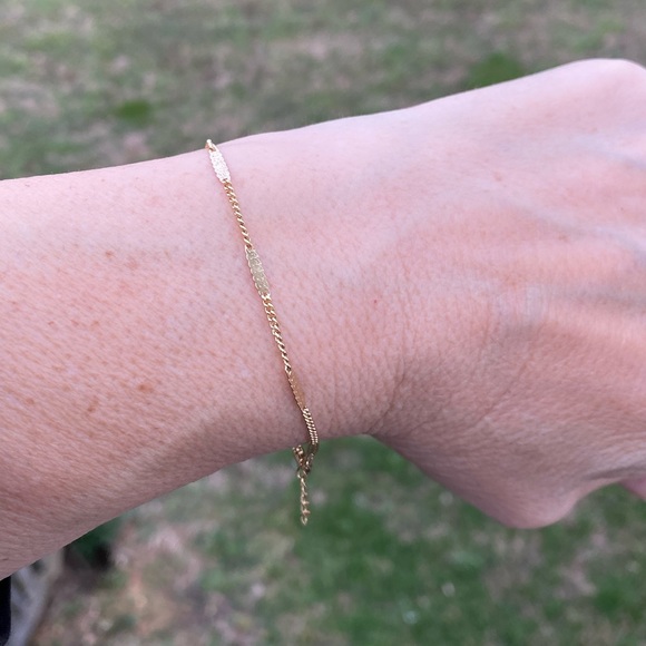 Gold plated dainty chain bracelet new - Picture 6 of 9